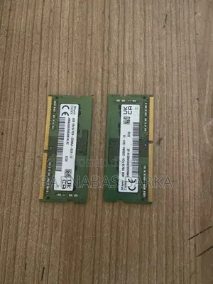 DDR 4 Ram Sticks 8gigs Together 4gigs Each