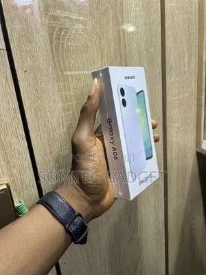 New Samsung Galaxy A06 128 GB Yellow