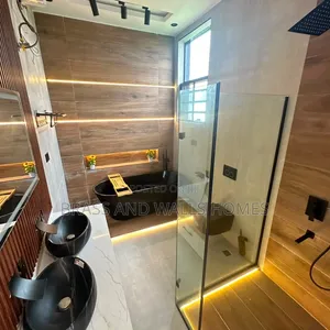 Furnished 5bdrm Duplex in Sangotedo for sale