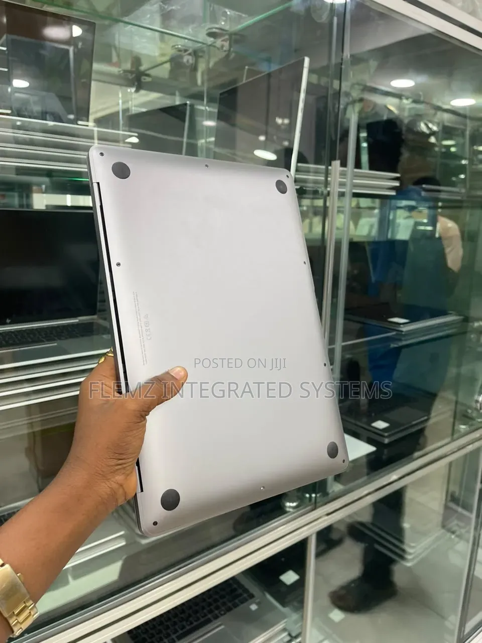 Laptop Apple MacBook Pro 2019 16GB Intel Core i7 SSD 512GB