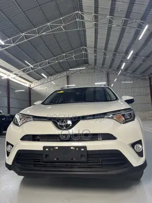 Toyota RAV4 2018 White