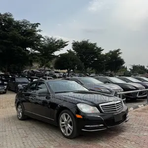 Mercedes-Benz C300 2013 Black