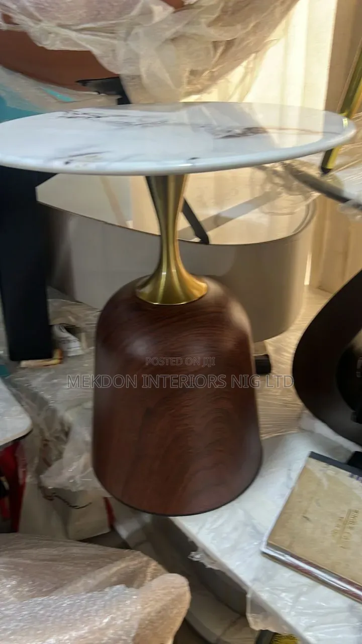 Top Quality Marble Center Table