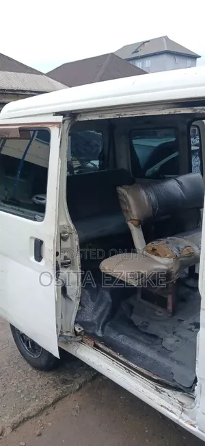 Daihatsu Hijet 2017 White