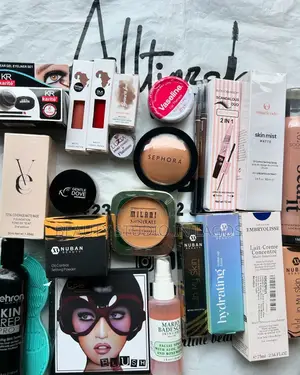 Makeup Products || Beginner Makeup Kit