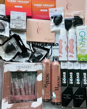 Makeup Products || Beginner Makeup Kit