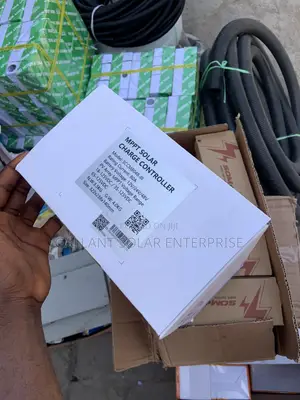 Felicity Solar Charge Controller 80Ah