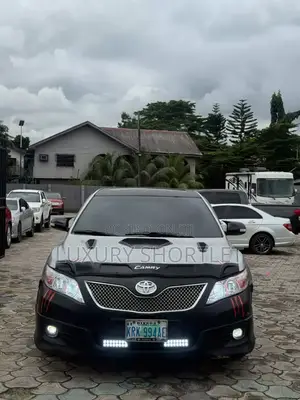 Toyota Camry 2008 Gray