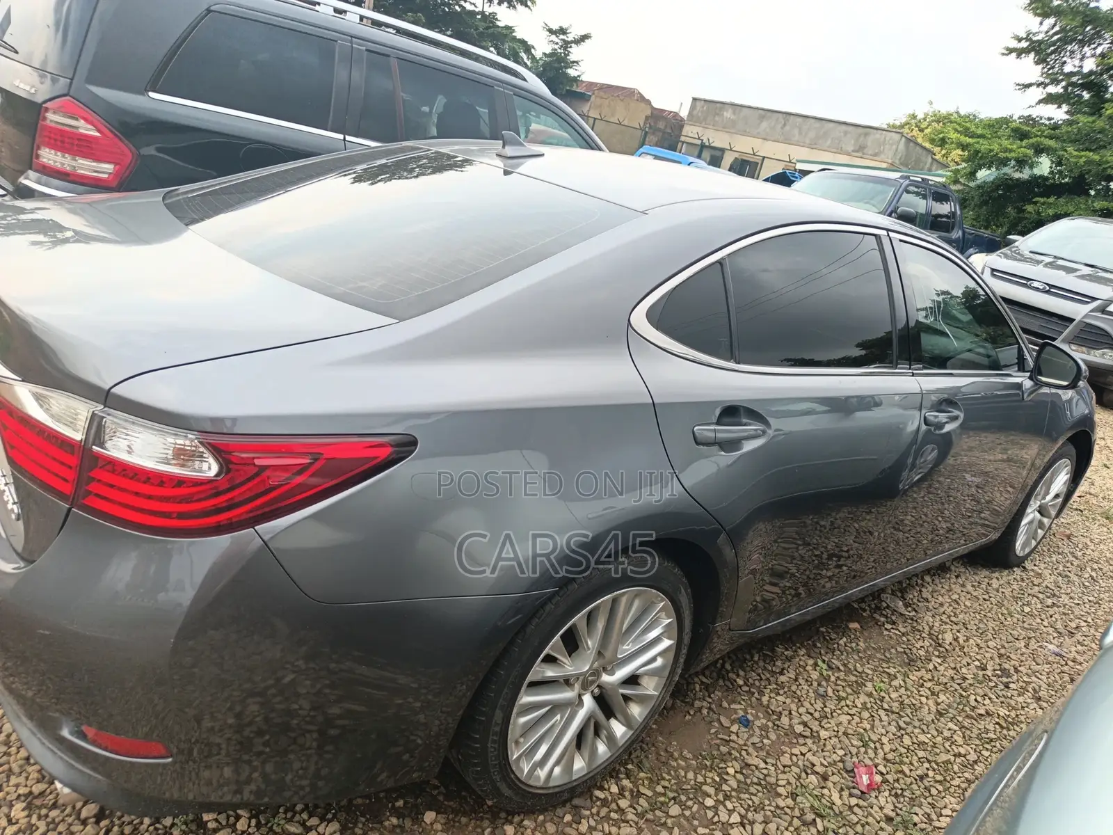 Lexus ES 2013 Gray