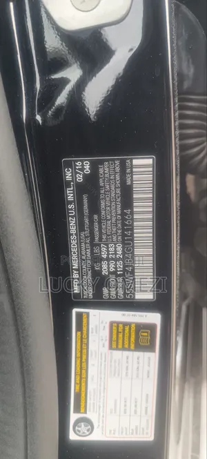 Mercedes-Benz C300 2016 Black