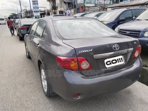 Toyota Corolla 2009 Gray