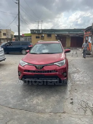 Toyota RAV4 2018 Red