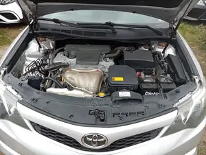 Toyota Camry 2014 Silver