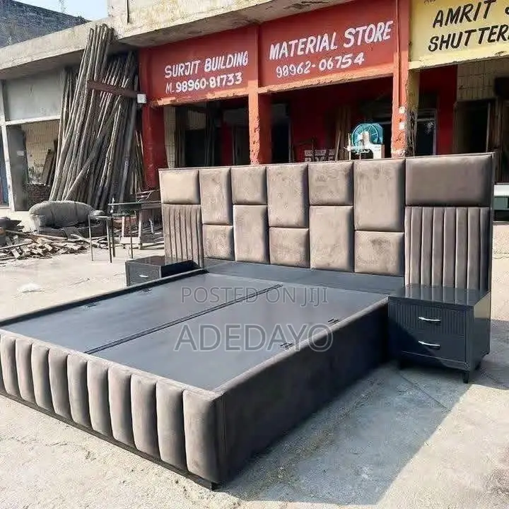Nice Quality 6 by 6 Hufolstry Bed