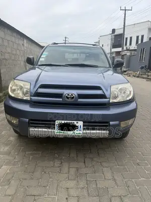 Toyota 4-Runner SR5 4x4 2004 Blue