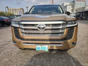 Toyota Land Cruiser 2019 Gold