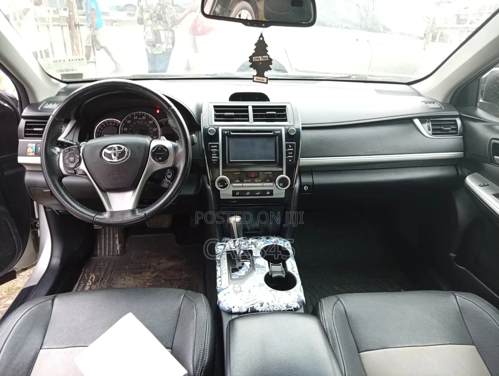 Toyota Camry 2014 Silver