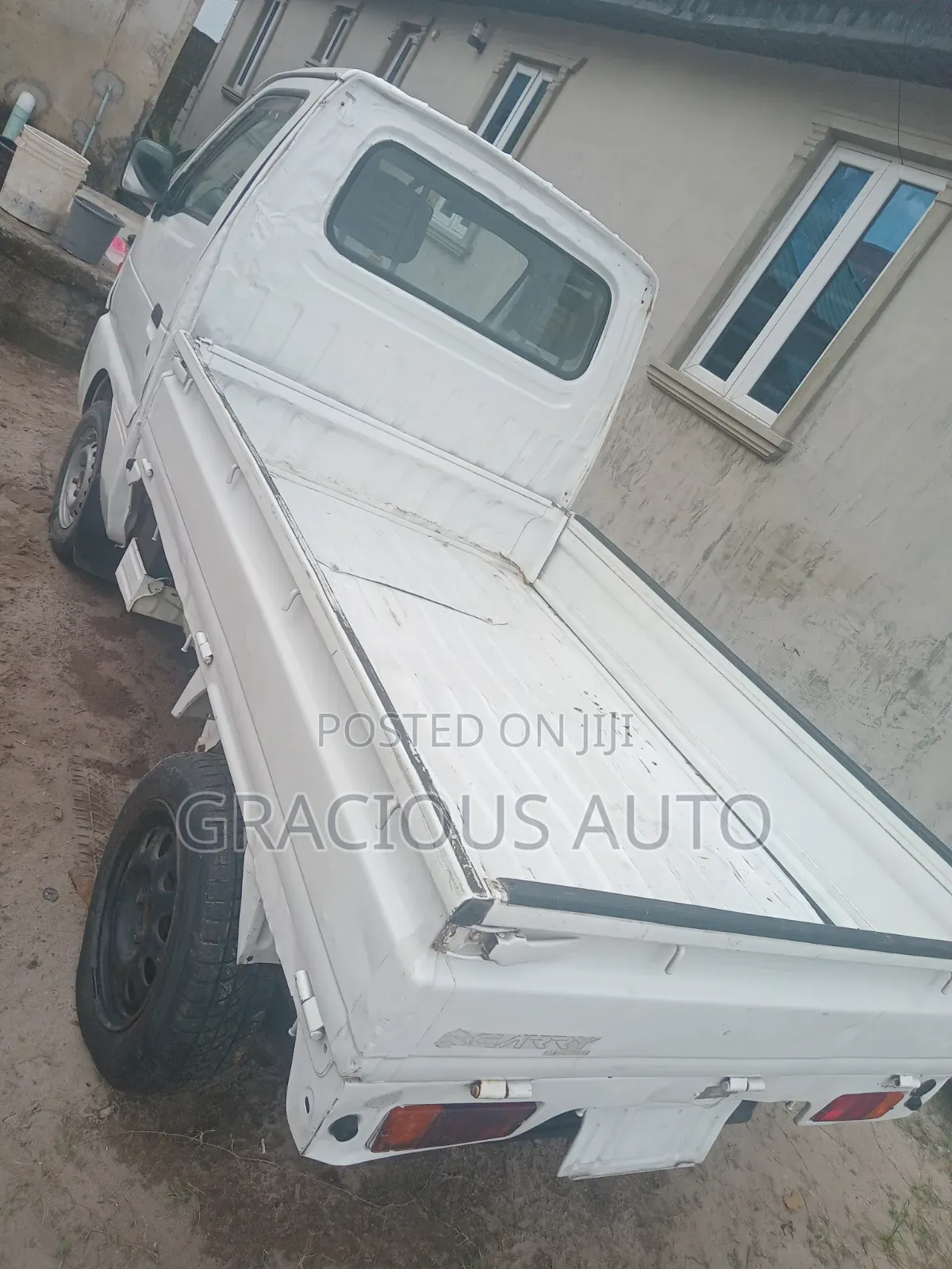 Suzuki APV Minibus 1999 White