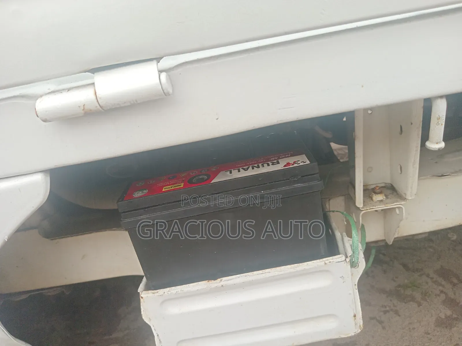 Suzuki APV Minibus 1999 White