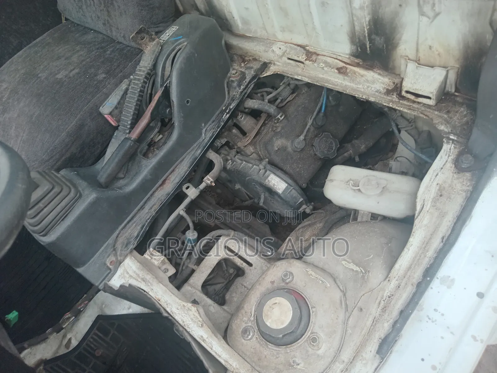 Suzuki APV Minibus 1999 White