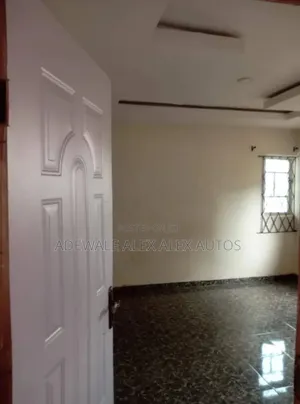 3bdrm Bungalow in Igbogbo for rent