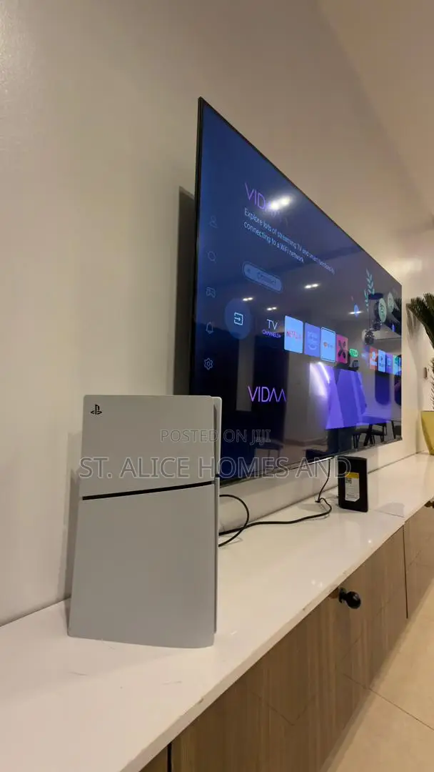 2 Bedroom With PS5
