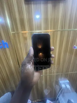 Apple iPhone 11 64 GB Black