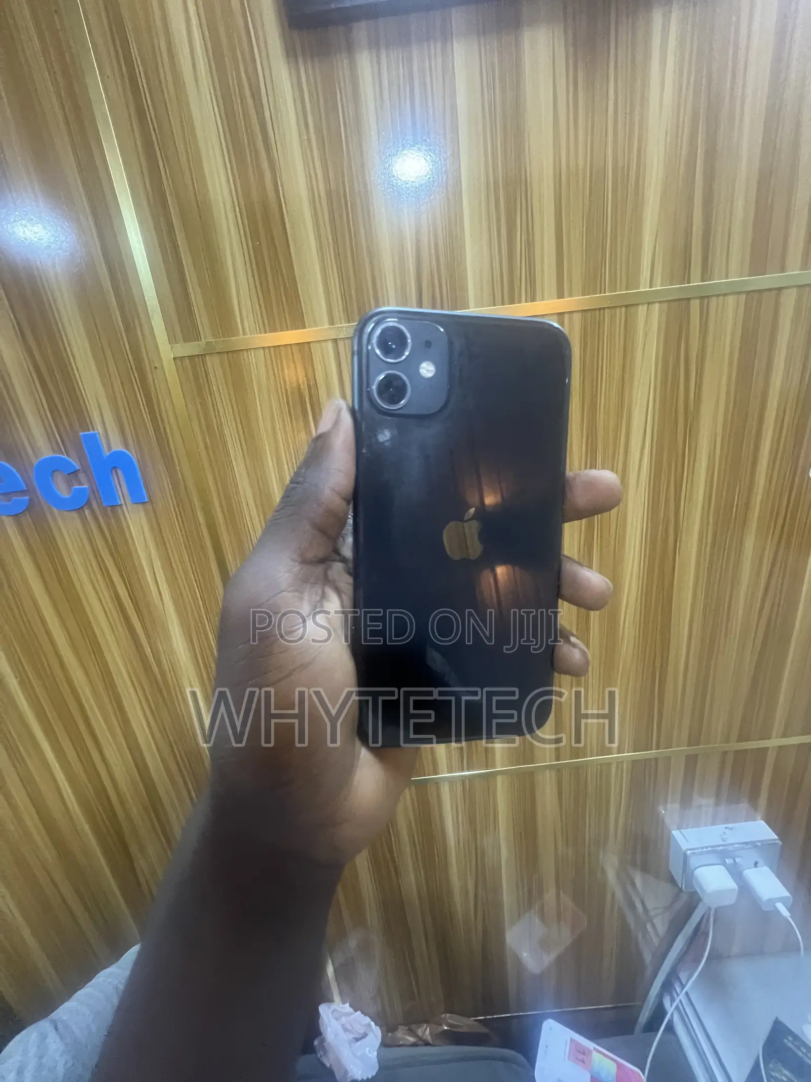 Apple iPhone 11 64 GB Black