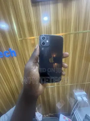 Apple iPhone 11 64 GB Black