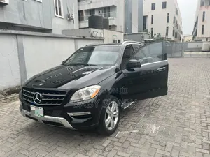 Mercedes-Benz M Class 2012 Black