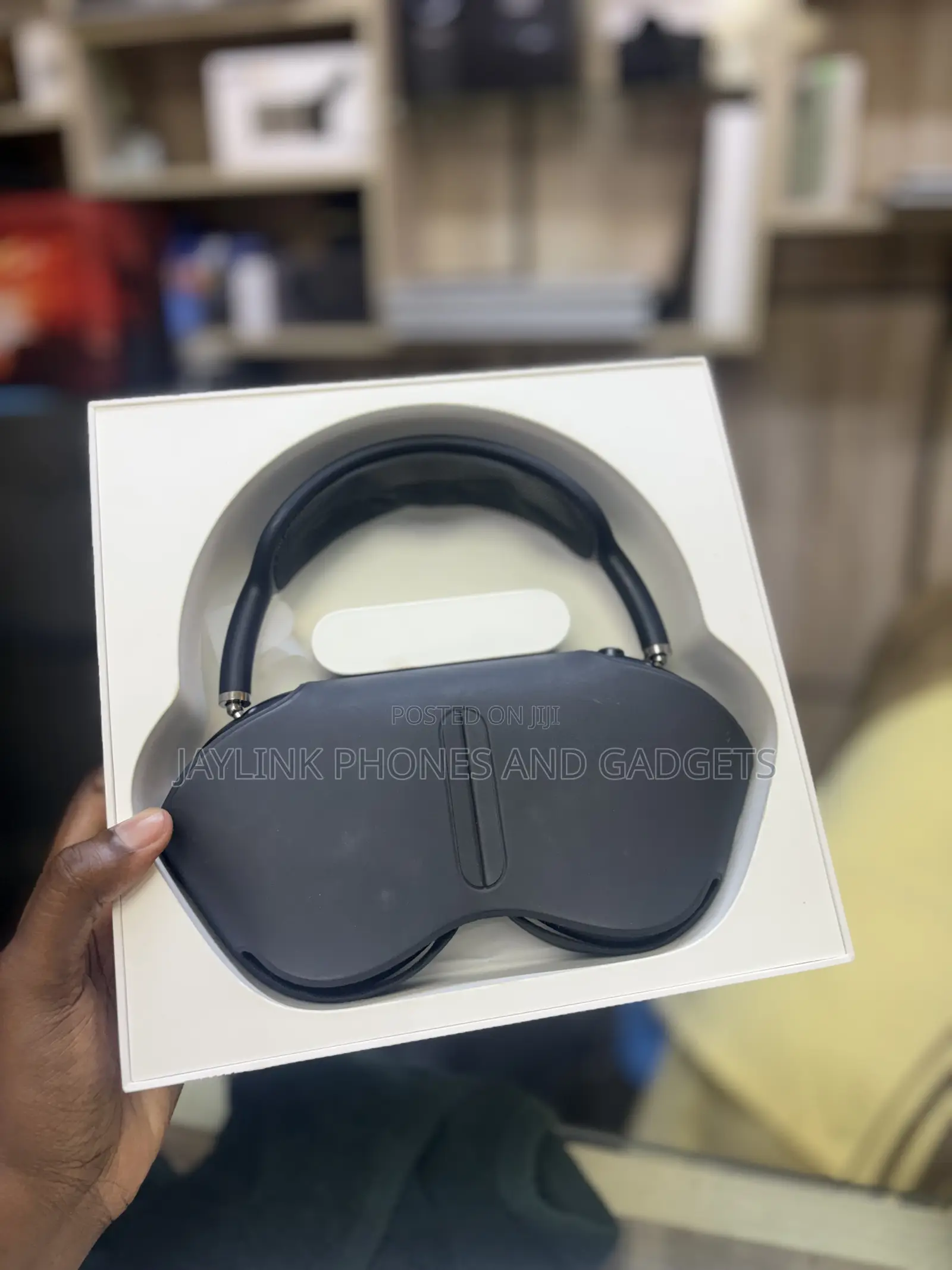 Open Box Airpods Max 2nd Gen