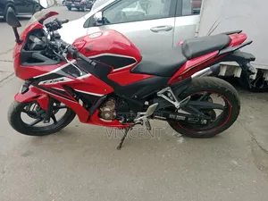 Honda CBR 2018 Red