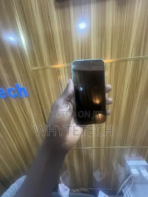 Apple iPhone 11 64 GB Green