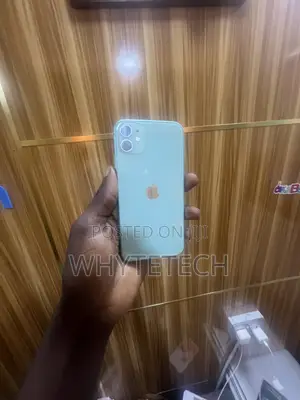 Apple iPhone 11 64 GB Green