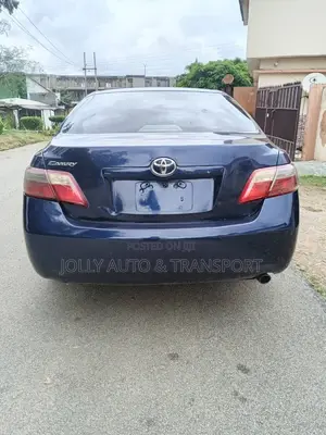 Toyota Camry LE 4dr Sedan (2.4L 4cyl 5A) 2009 Blue