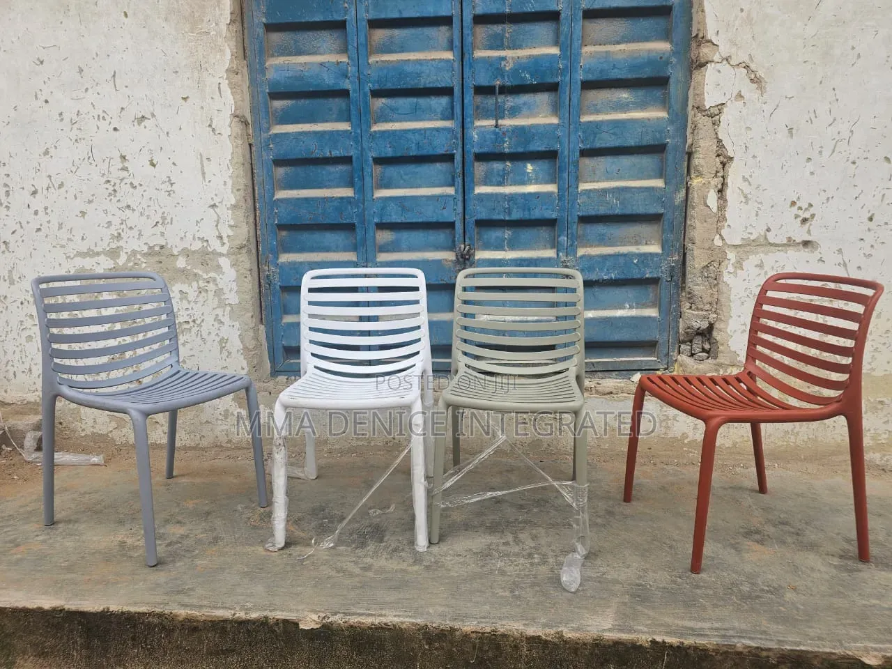Modern Plastic Outdoor Dining Chair