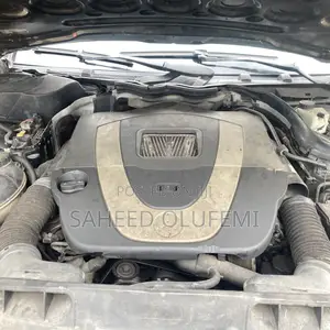 Mercedes-Benz C300 2009 Blue