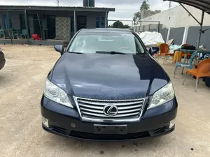 Lexus ES 350 2010 Blue