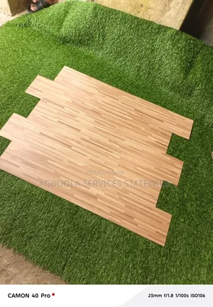 Affordable Luxury Vinyl Floor Planks