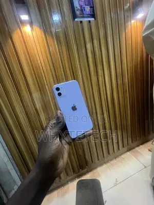 Apple iPhone 11 64 GB Blue