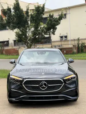 Mercedes-Benz E350 2025 Black