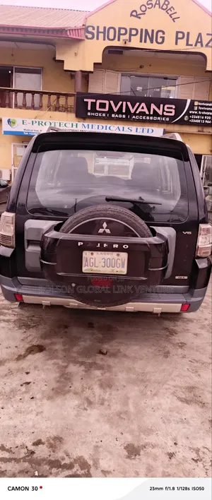 Mitsubishi Pajero 2008 Black