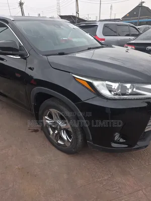 Toyota Highlander Limited Platinum 4x4 V6 (3.5L 6cyl 8A) 2017 Black