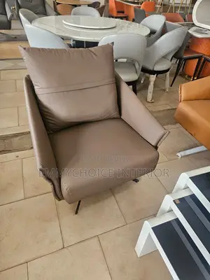 Premium Swivel Sofa Chair / Single Accent Armchair
