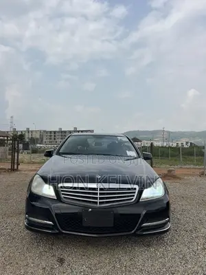 Mercedes-Benz C300 Luxury 4Matic Sedan AWD (3.5L 6cyl 7A) 2013 Black