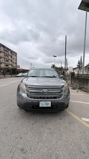 Ford Explorer 2013 Gray