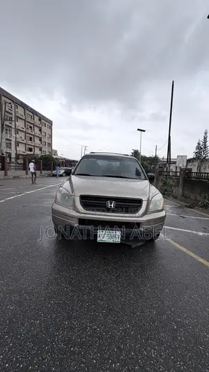 Honda Pilot 2005 Gray