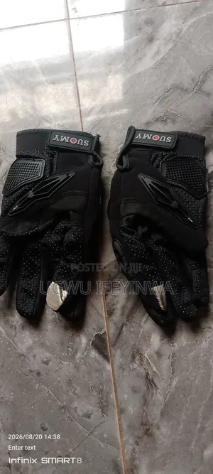 Hand Glove