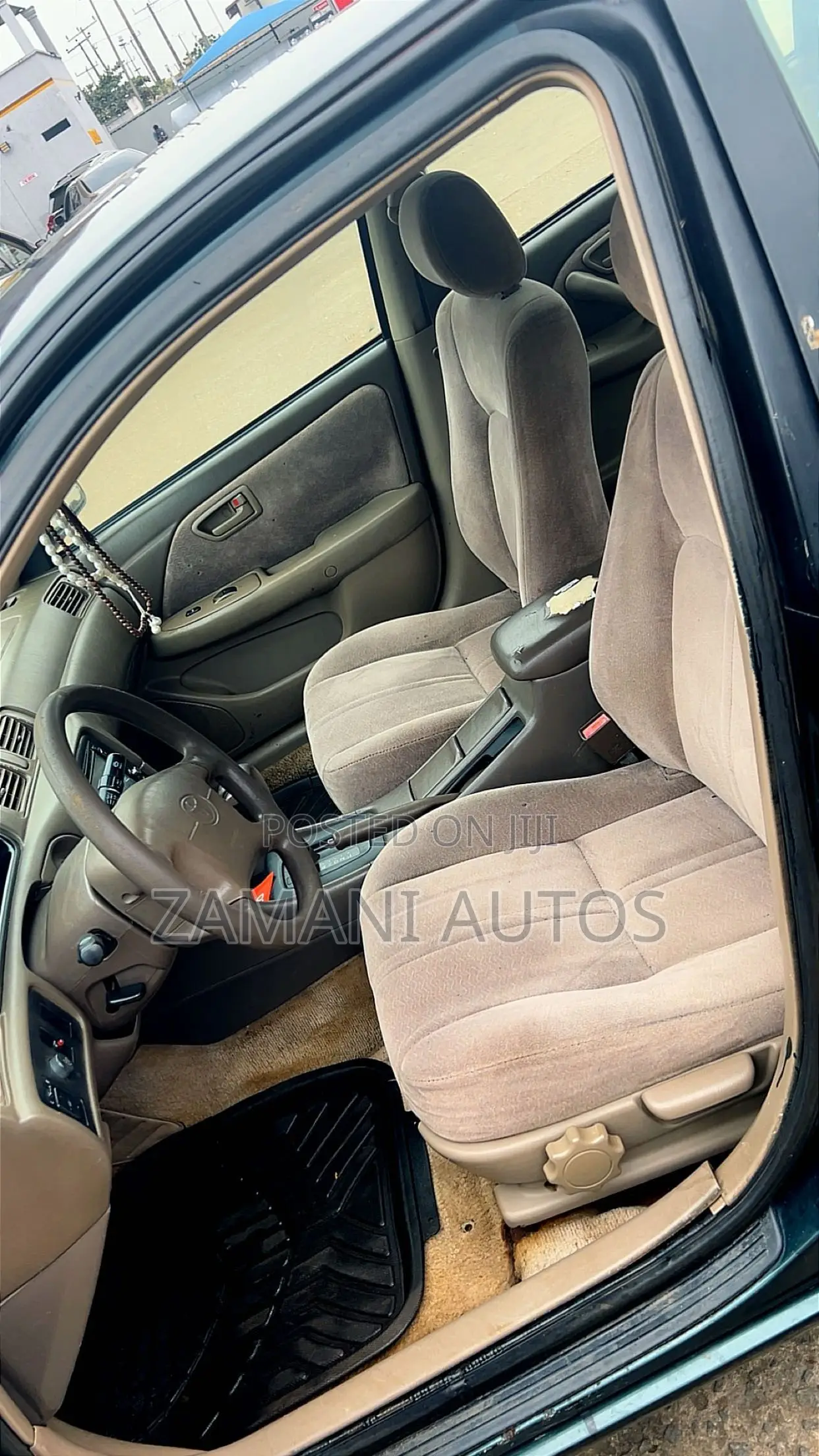 Toyota Camry 2000 Green
