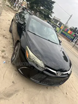 Toyota Camry SE 4dr Sedan (2.5L 4cyl 6A) 2017 Black